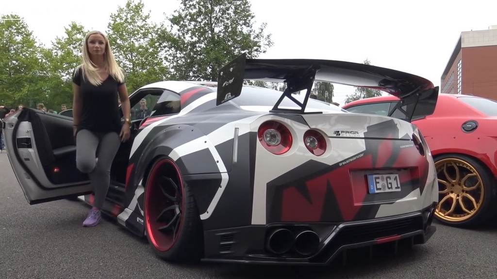 Nissan GT-R รถสปอร์ตคู่ใจคันใหม่ของดาวโป๊ ที่แรงกว่า Lamborghini Aventador