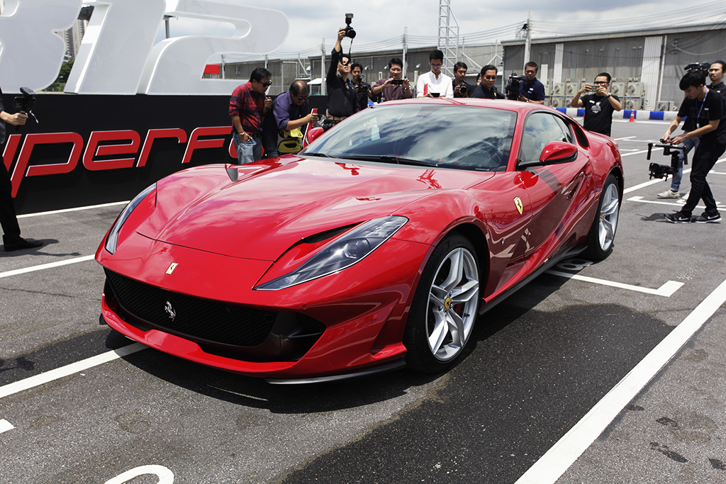 Ferrari 812 Superfast