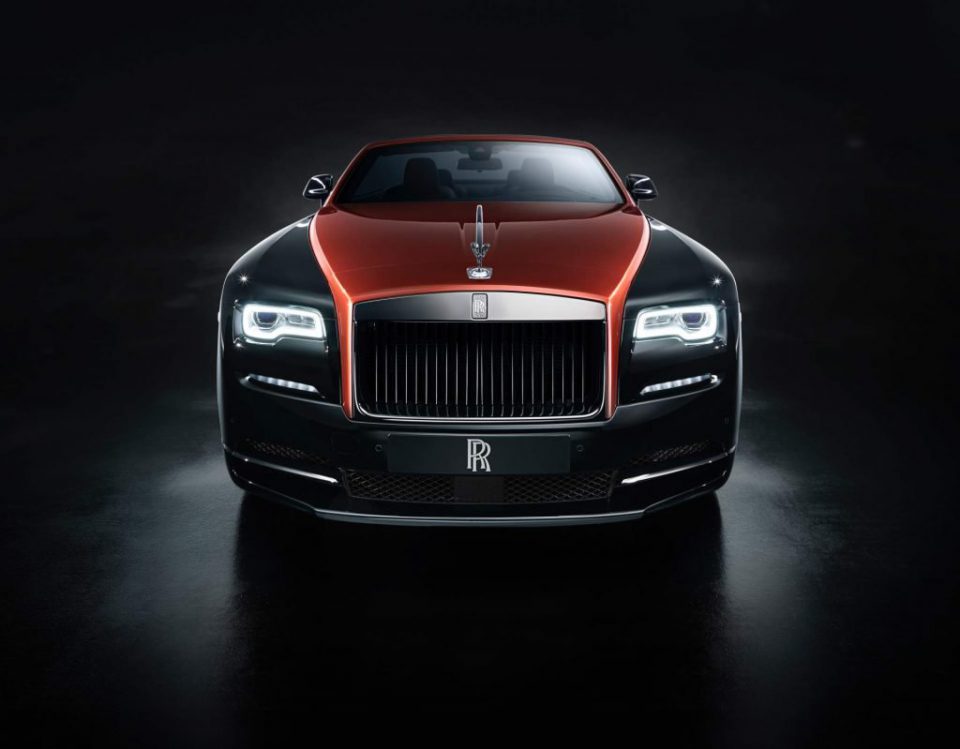 เฉลิมฉลองให้กับ House of Rolls-Royce ยอดขายประจำปีสูงสุดของยนตรกรรมสั่งผลิตพิเศษ (BESPOKE)