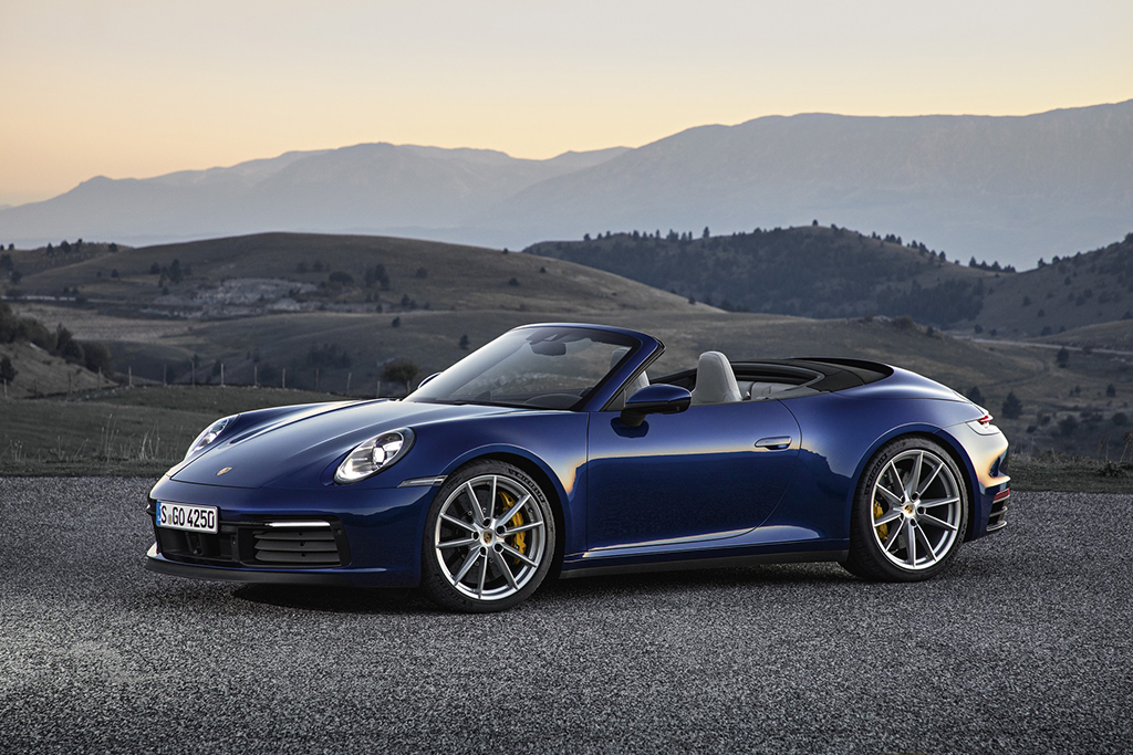 Porsche 911 Cabriolet ใหม่ รถสปอร์ตเปิดประทุนรุ่นล่าสุด ท็อปสปีด 304 กม./ชม.