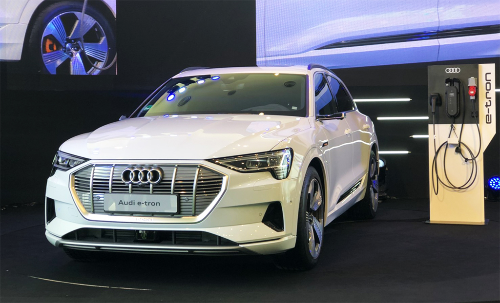 Audi e-tron เอสยูวีพลังงานไฟฟ้าล้วนเปิดตัวในไทยพร้อมค่าตัว 5.099 ล้านบาท