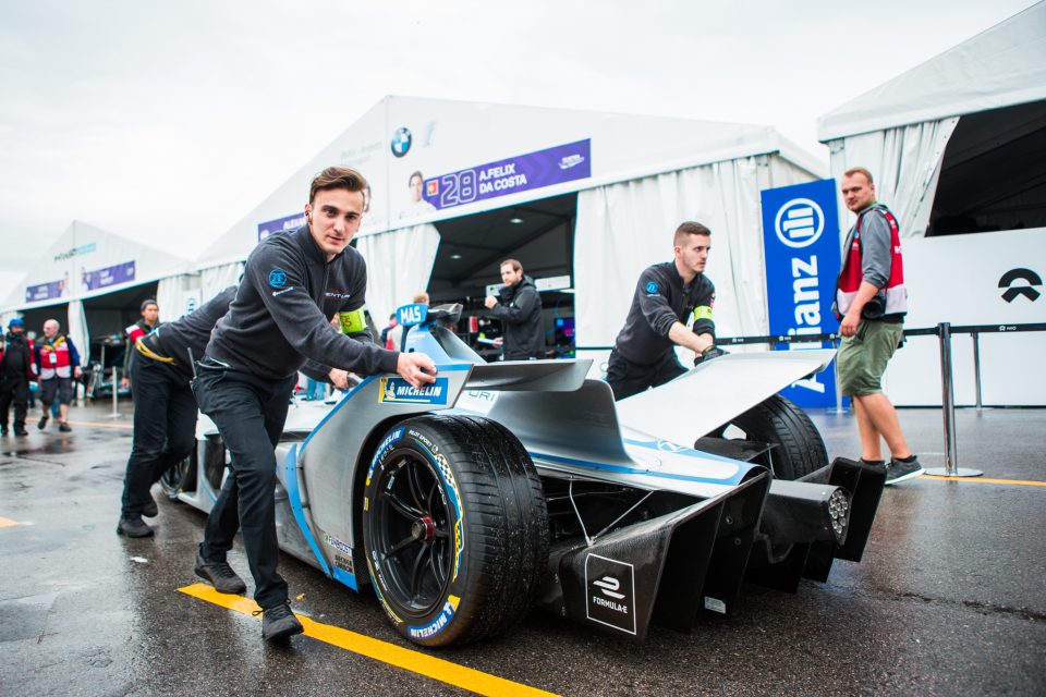 Michelin นำร่องสู่การสัญจรอย่างยั่งยืนในโลกยุคยานยนต์ไฟฟ้า ผ่านการแข่งขัน "FIA Formula E"