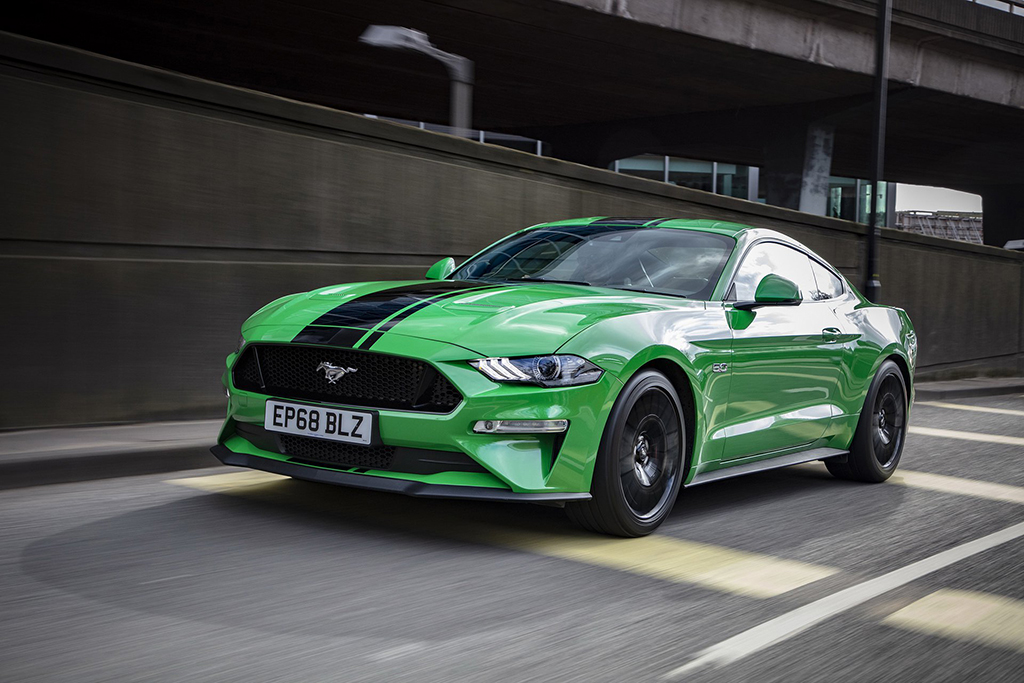 Ford Mustang ครองตำแหน่งรถสปอร์ตที่มียอดขายสูงสุดในโลก 4 ปีติด