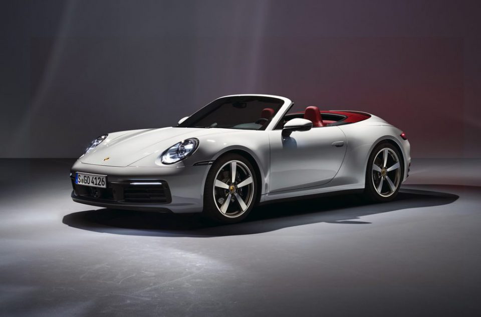Porsche 911 เปิดตัวสมาชิกใหม่ใน Gen 8 ถึง 2 รุ่น 911 Carrera Coupé และ 911 Carrera Cabriolet