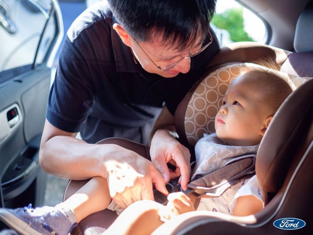 เบาะนั่งนิรภัยสำหรับเด็ก ช่วยลดการเสียชีวิตจากอุบัติเหตุบนท้องถนนได้