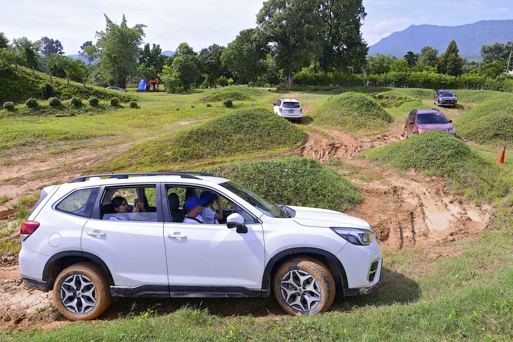 Subaru มั่นใจ “Spirit 4x4” ส่งสมาชิกฝึกอบรมขับขี่รถขับเคลื่อน 4 ล้อ
