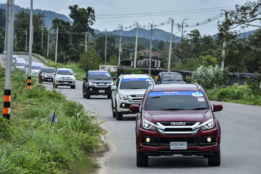 Isuzu เดินหน้าส่งมอบโครงการ “อีซูซุให้น้ำ...เพื่อชีวิต” โรงเรียนบ้านสองแพรก จ.ระนอง แห่งที่ 35