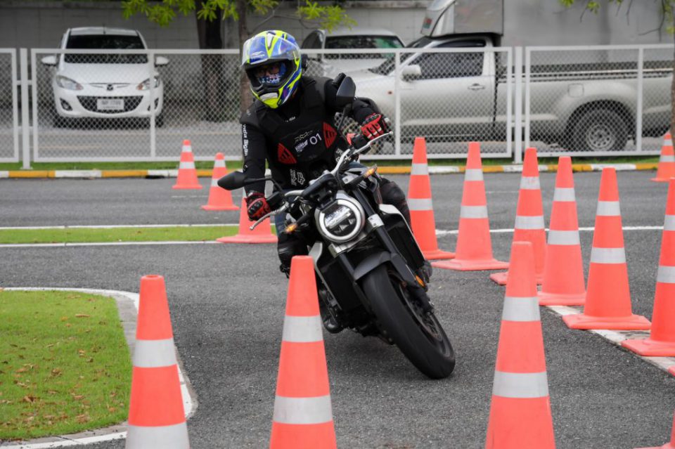 Honda คัดเลือก 4 สุดยอดไบค์เกอร์ตะลุยญี่ปุ่นกับแคมเปญ Honda BigBike Riding Passion Year 2