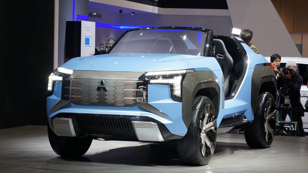 เผยโฉม Mitsubishi MI-Tech Concept ต้นแบบรถเอสยูวีขุมพลังกึ่งไฮบริดแบบ Quad Motor