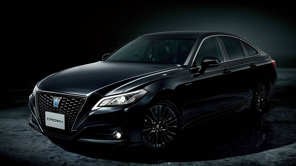 Toyota Crown Sport Style