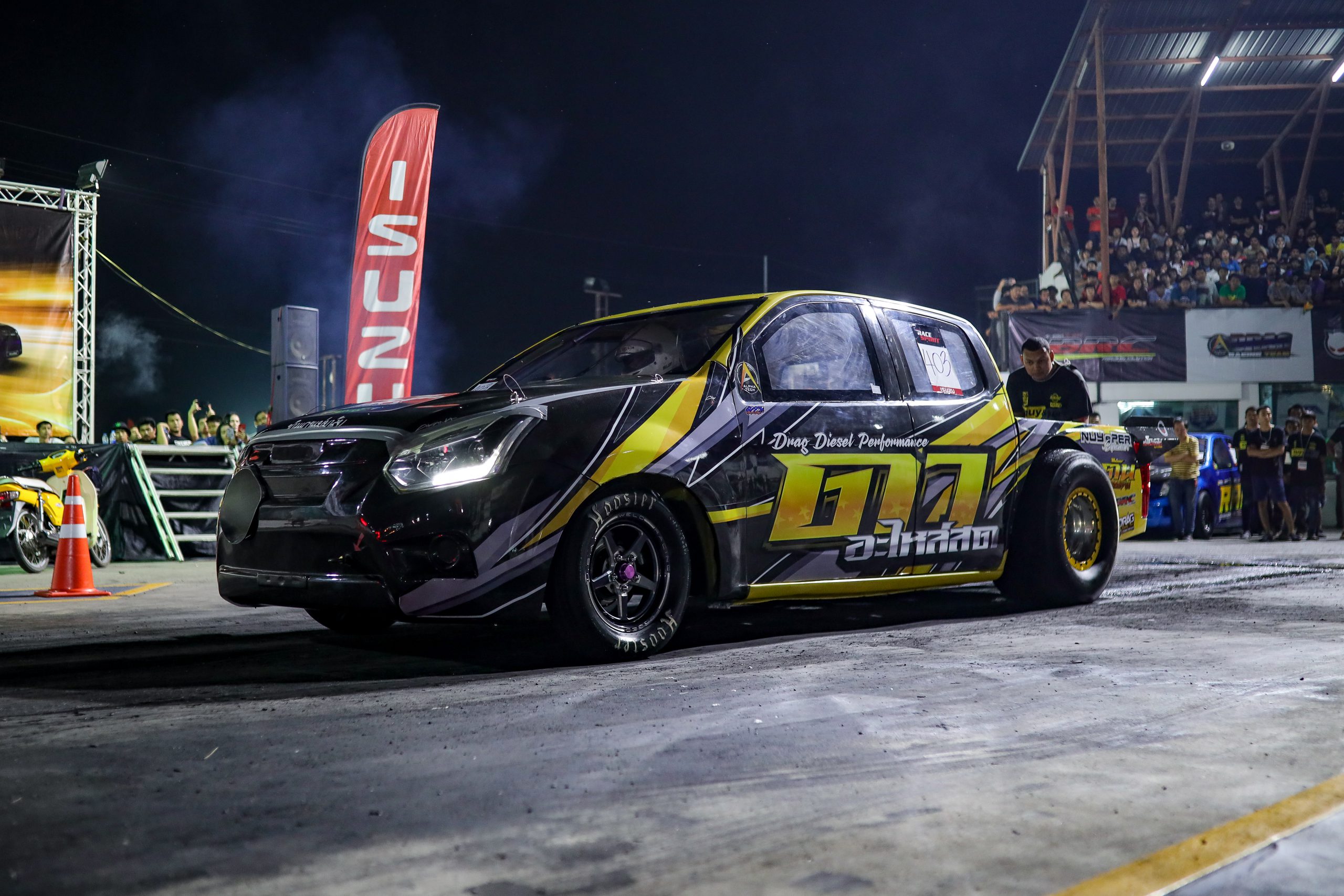 Isuzu ระเบิดความมัน!! เฟ้นหาสุดยอดรถ “อีซูซุดีแมคซ์” ที่แรงและเร็วที่สุดแห่งปี