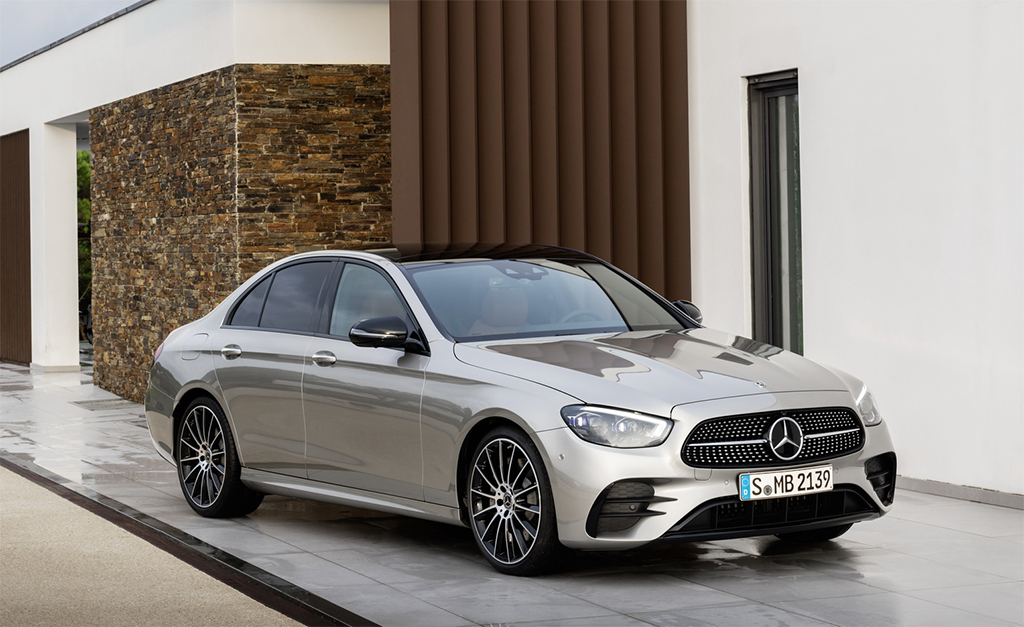 เปิดตัว Mercedes-Benz E-Class รุ่นปรับโฉมใหม่