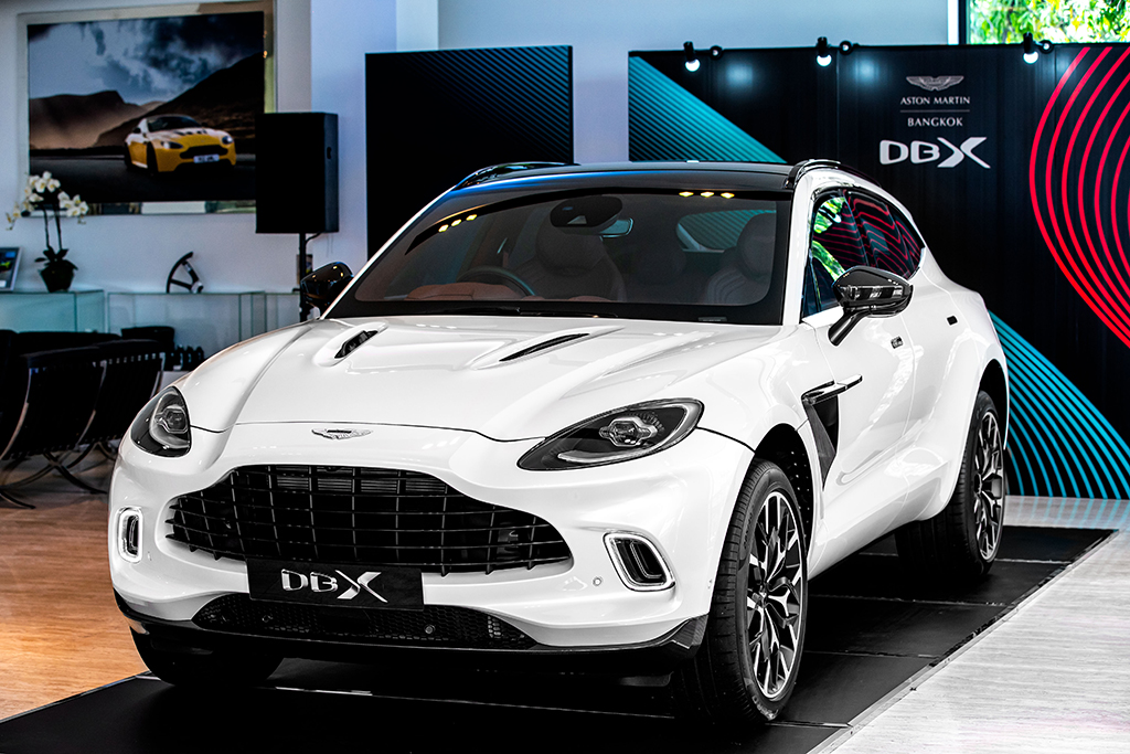 Aston Martin DBX