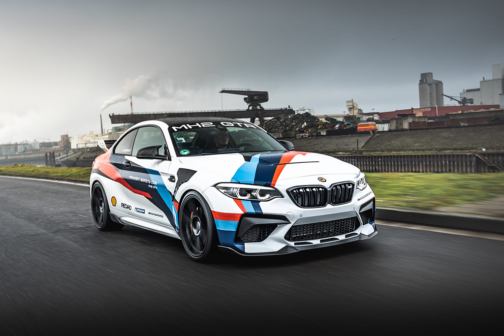 BMW M2 CS