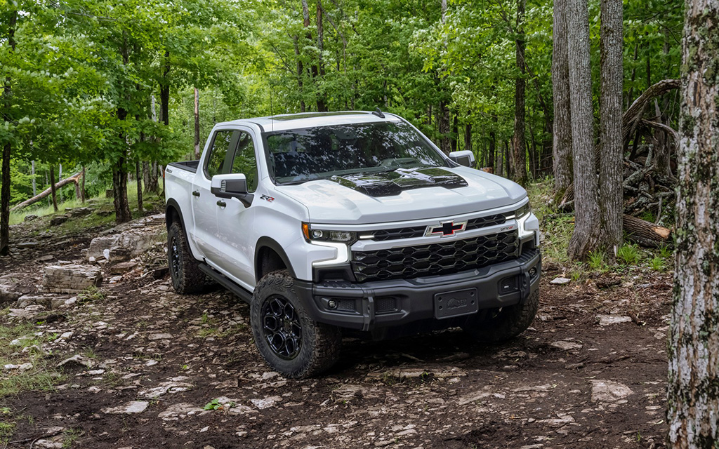 2023 Chevrolet Silverado ZR2 Bison ใหม่