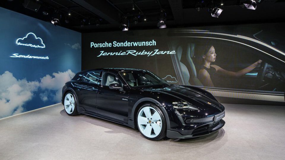 Porsche จับมือ Jennie Blackpink ออกแบบ Taycan 4S Cross Turismo ในฝันสุดพิเศษ