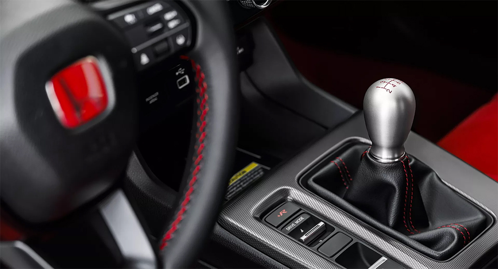 Honda เผยไม่ต้องการจำลองเกียร์ธรรมดาในรถ EV แบบที่ Toyota อยากทำ