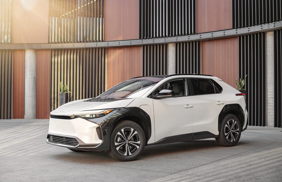 Toyota ไม่มีแผนที่จะเปลี่ยนกลยุทธ์สำหรับรถยนต์ไฟฟ้า