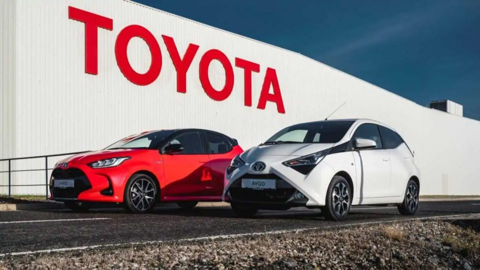 Toyota ครองตำแหน่งผู้ผลิตรถยนต์ที่ขายดีที่สุดในปี 2022