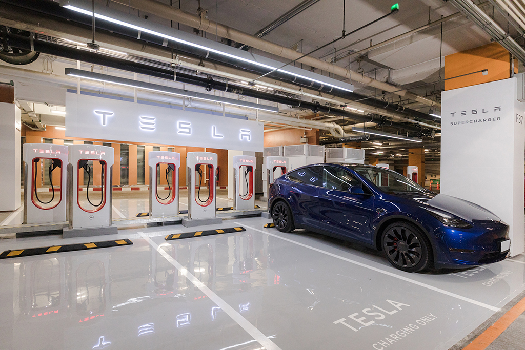 สถานี Tesla Supercharger แห่งแรกในประเทศไทย