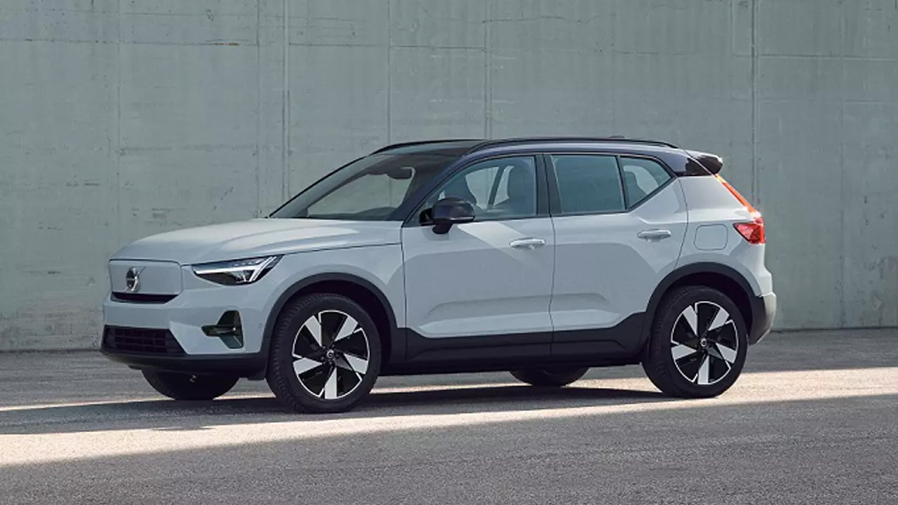 2024 Volvo C40 และ XC40 Recharge Pure Electric Twin Motor เผยราคาในไทย