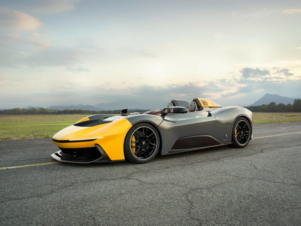 Pininfarina B95 ใหม่ ไฮเปอร์คาร์ไฟฟ้าไร้หลังคา 1,900 แรงม้า ผลิตเพียง 10 คันในโลก