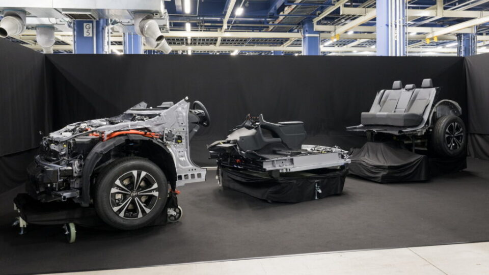 Toyota อวดเทคโนโลยี Gigacasting ช่วยลดการผลิตรถ EV จากชั่วโมงเหลือหลักนาที