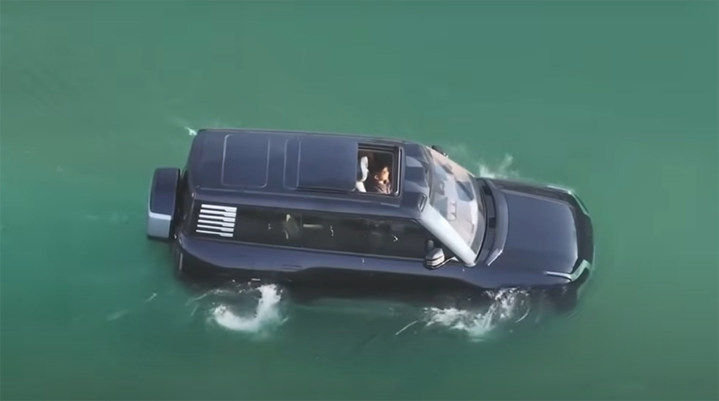 Yangwang U8 โชว์การทำงานโหมดลอยน้ำ ลุยได้ลึกสุด 1.4 เมตร นาน 30 นาที