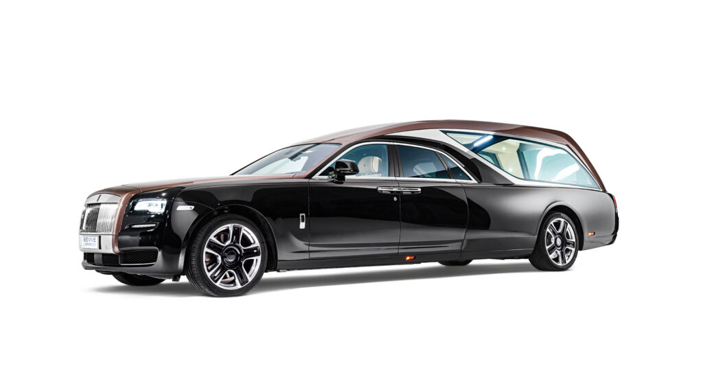 Rolls Royce Ghoster ลีมูซีนสุดหรูที่มีไว้สำหรับร่างไร้วิญญาณ