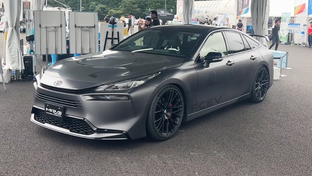 Toyota Mirai Sport Concept อวดโฉมอีกครั้งในเวอร์ชั่นอัพเดทใหม่