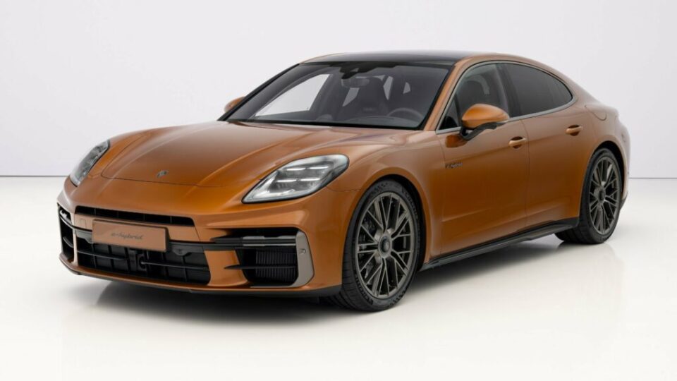Porsche ปรับรูปลักษณ์เพิ่มความโดดเด่นให้กับกลุ่มผลิตภัณฑ์รุ่น Turbo